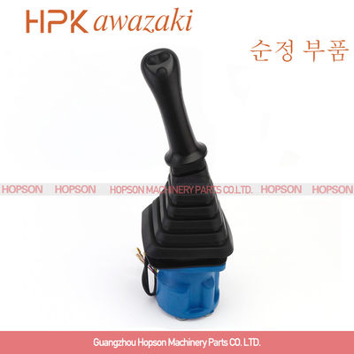 R215-7 R225-7 এর জন্য হুন্ডাই খননকারী জয়স্টিক 31N620070 হ্যান্ডেল ভালভ নিয়ন্ত্রণ করে