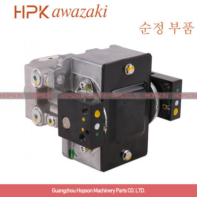 ZAX240-3 ZAX330-3 এর জন্য Hitachi Excavator ফুট পেডাল ভালভ 1024384 1024224 1022441